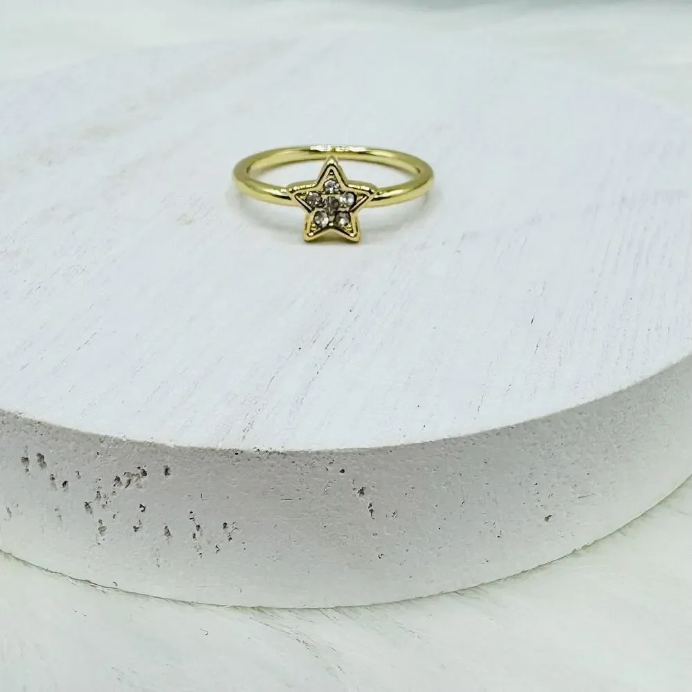 Dainty Chic Sparkly Star Promise Ring Size 6
